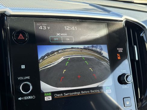 Used 2024 Subaru Ascent Premium w/ Convenience Package image 23