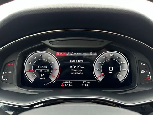 Used 2022 Audi Q7 2.0T Premium image 17