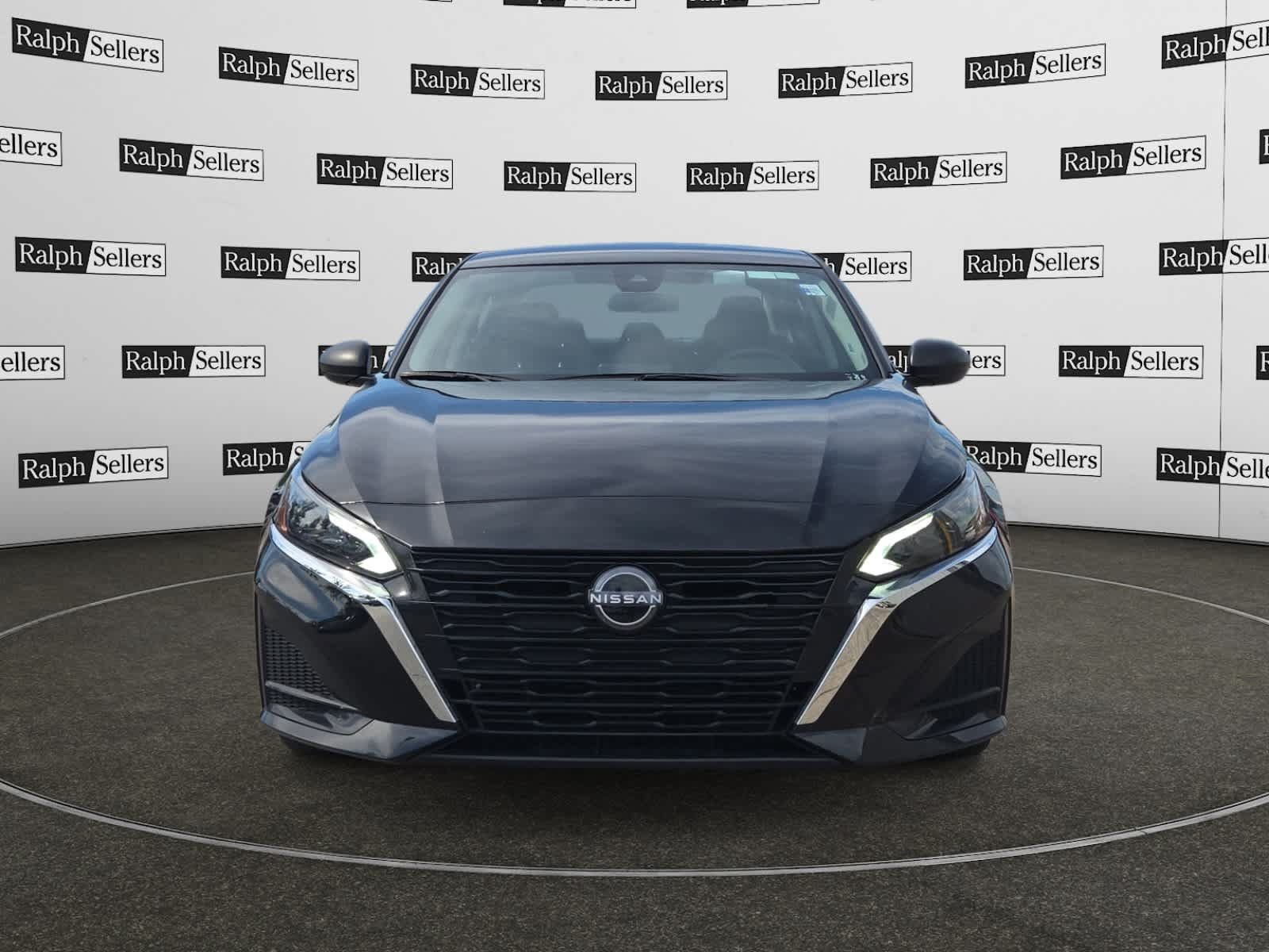 Used 2025 Nissan Altima 2.5 SV FWD image 7