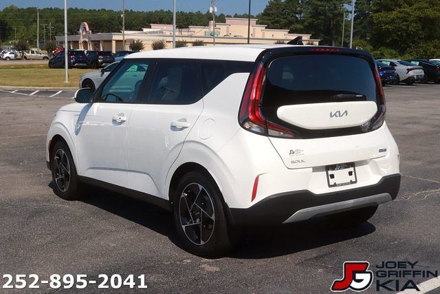 Certified 2025 Kia Soul EX FWD image 5