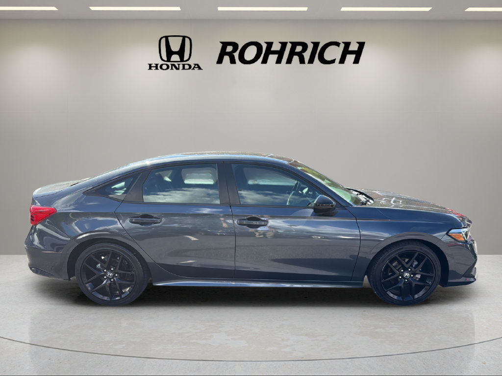 Used 2024 Honda Civic Sport image 5
