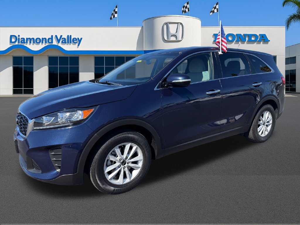 Used 2019 Kia Sorento FWD V6 image 3