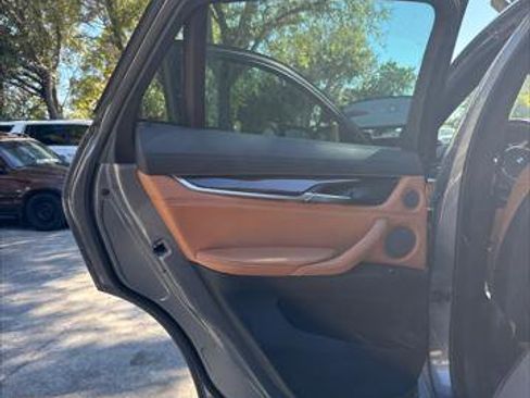 Used 2019 BMW X6 xDrive35i w/ M Sport Package image 21