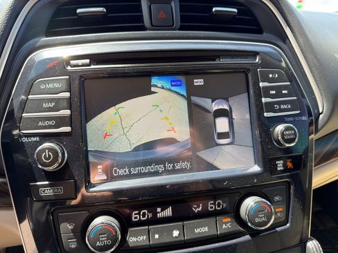Used 2018 Nissan Maxima Platinum FWD image 27