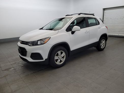 Used 2017 Chevrolet Trax LS AWD/4WD image 2