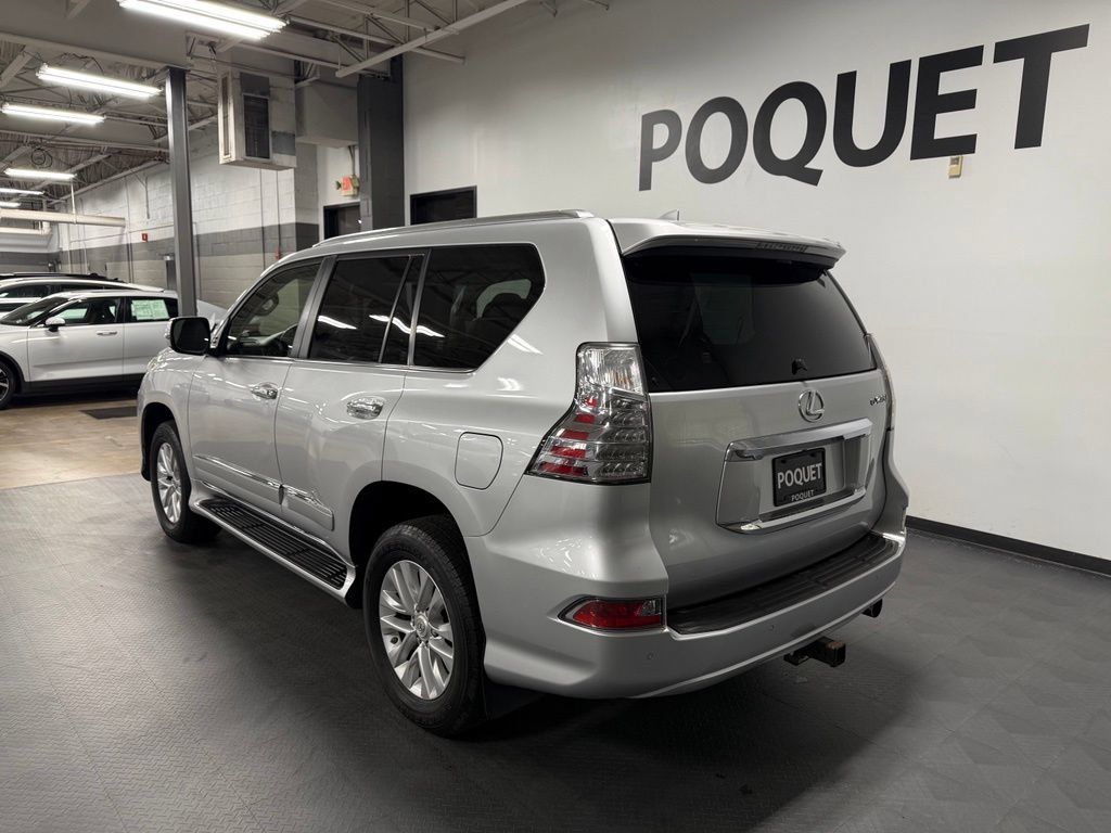 Used 2017 Lexus GX 460 Premium w/ Premium Package AWD/4WD image 6
