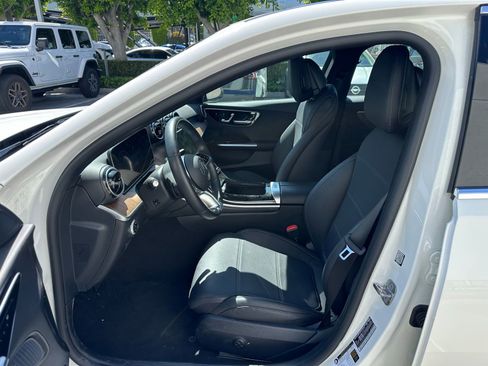 Used 2024 Mercedes-Benz C 300 Sedan image 2
