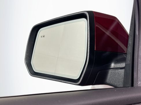 Used 2023 Chevrolet Traverse Premier w/ LPO, Floor Liner Package FWD image 16