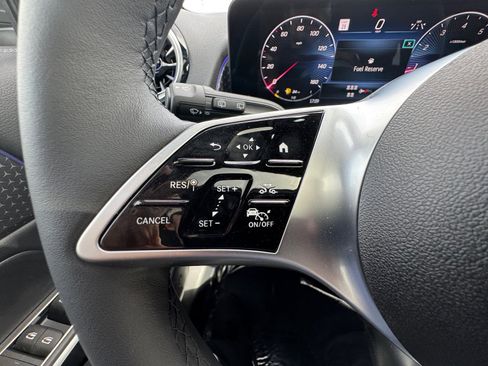 New 2026 Mercedes-Benz GLB 250 4MATIC image 31