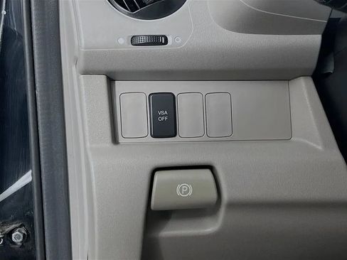 Used 2011 Honda Pilot EX-L image 11