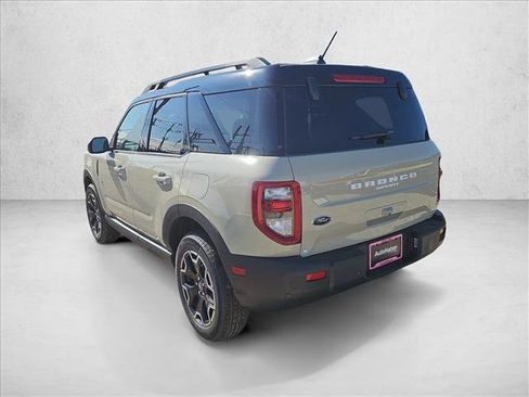 New 2025 Ford Bronco Sport Outer Banks image 3