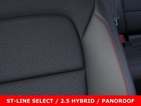 New 2025 Ford Escape ST-Line Elite image 16