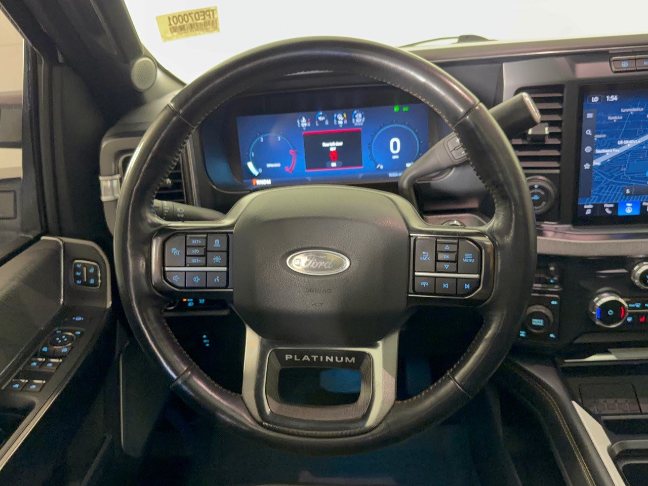 Used 2023 Ford F350 Platinum AWD/4WD image 10
