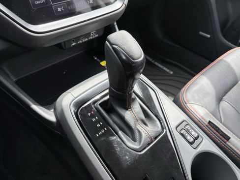 Certified 2024 Subaru Crosstrek 2.5i Limited AWD/4WD image 17