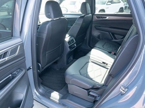 New 2026 Volkswagen Atlas Cross Sport SE FWD image 31