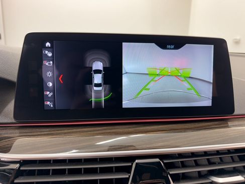 Used 2017 BMW 530i RWD image 24