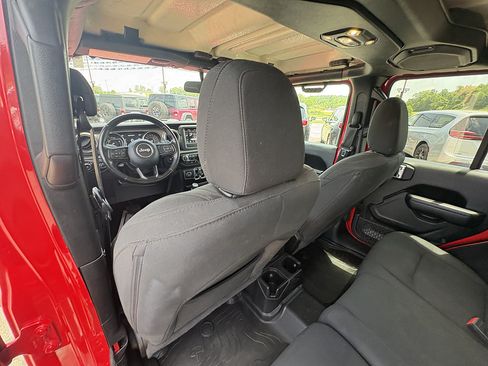 Used 2021 Jeep Wrangler Unlimited Sport AWD/4WD image 17