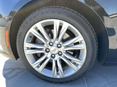 Used 2018 Cadillac XTS Luxury image 11