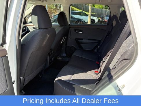 Used 2023 Nissan Rogue SV AWD/4WD image 22