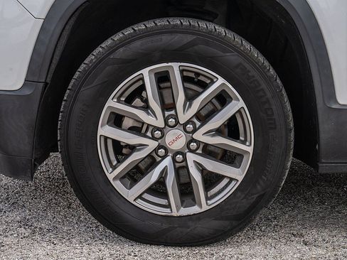 Used 2019 GMC Acadia SLE FWD image 34