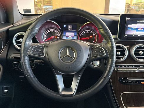 Used 2018 Mercedes-Benz GLC 300 image 17