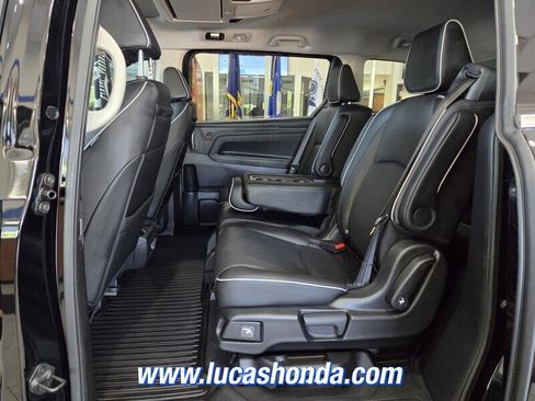 Used 2026 Honda Odyssey Elite image 8
