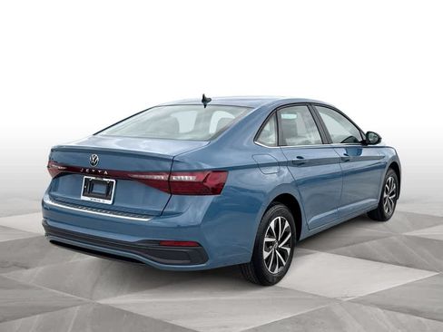 Used 2025 Volkswagen Jetta S FWD image 8