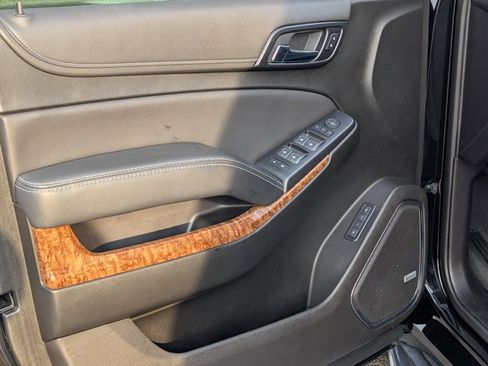 Used 2019 Chevrolet Tahoe Premier image 16