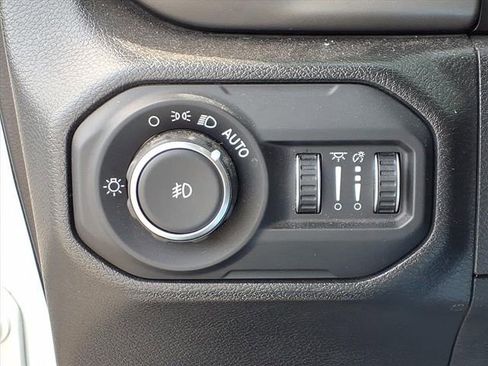 Used 2022 Jeep Wrangler Unlimited Sport AWD/4WD image 29