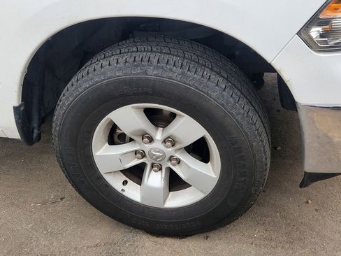 Used 2024 RAM 1500 Classic SLT AWD/4WD image 6