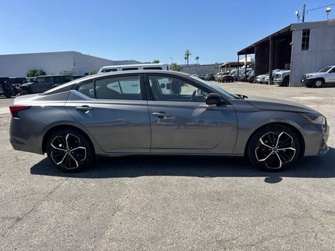 Used 2024 Nissan Altima 2.5 SR FWD image 4