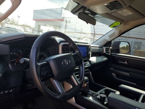 Used 2024 Toyota Tundra SR5 w/ SR5 Convenience Package image 18