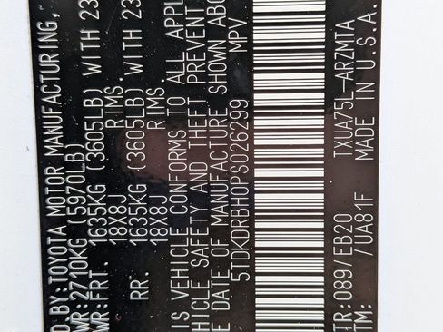 Used 2023 Toyota Highlander XLE image 33