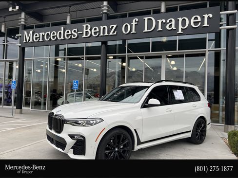 Used 2022 BMW X7 xDrive40i w/ M Sport Package image 1
