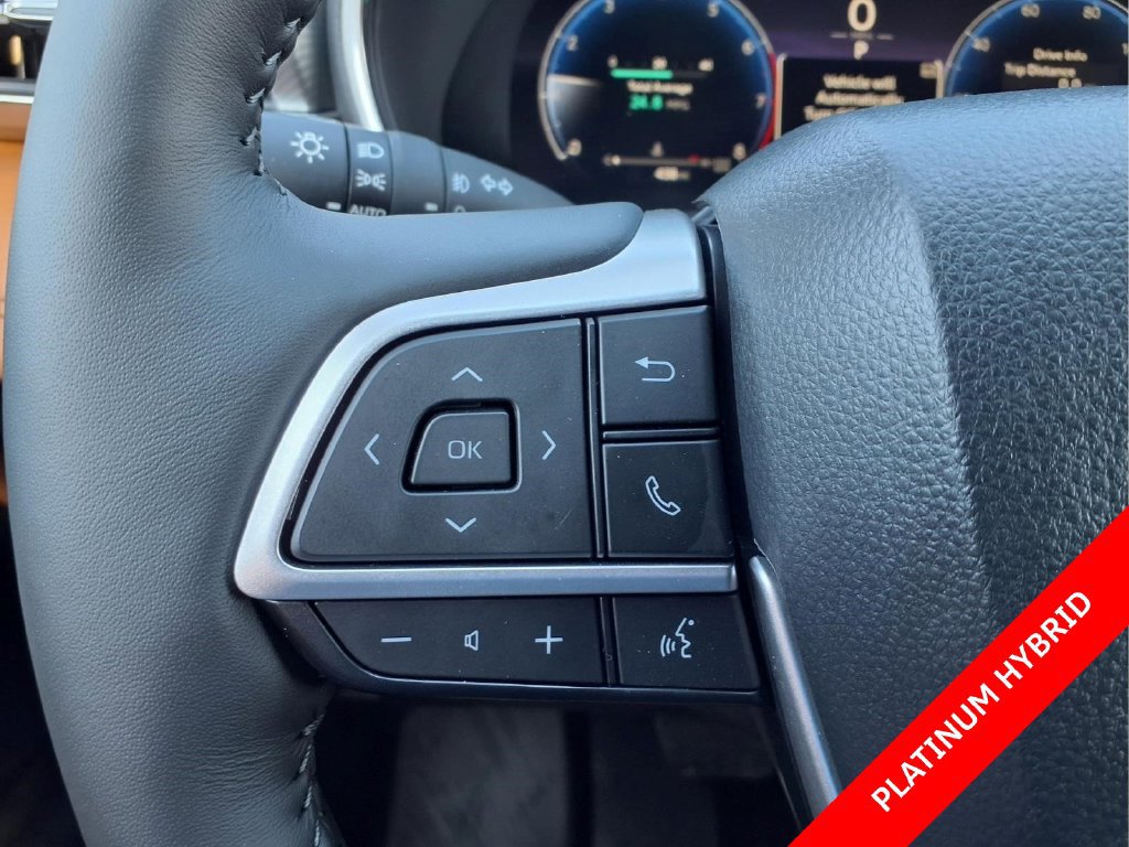 Used 2026 Toyota Highlander Platinum AWD/4WD image 23