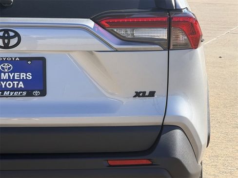 Certified 2025 Toyota RAV4 XLE image 9