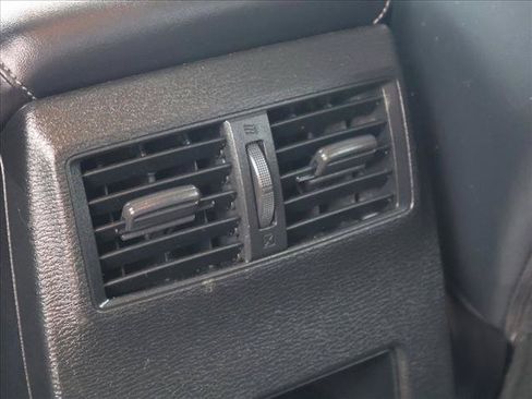 Used 2023 Mitsubishi Outlander SE AWD/4WD image 24