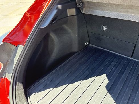 Used 2019 Toyota Corolla XSE image 45