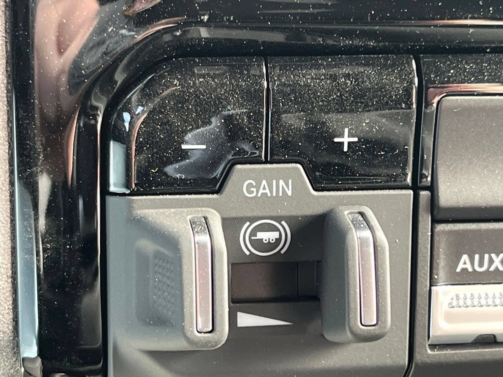New 2025 RAM 5500 Tradesman AWD/4WD image 18