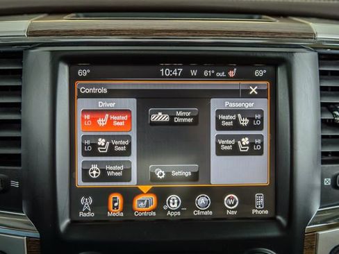 Used 2015 RAM 1500 Laramie w/ Convenience Group RWD image 20