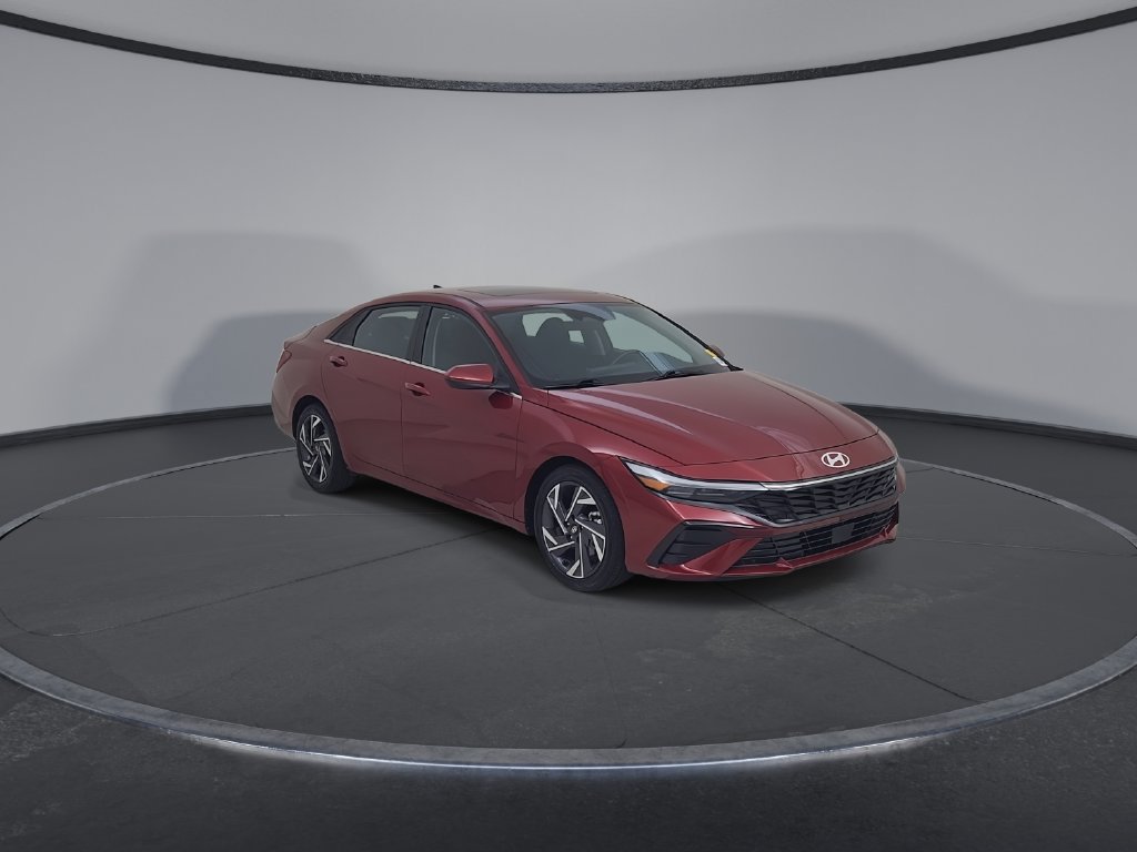 Used 2025 Hyundai Elantra SEL FWD image 3