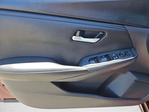 Used 2024 Nissan Sentra SV FWD image 16