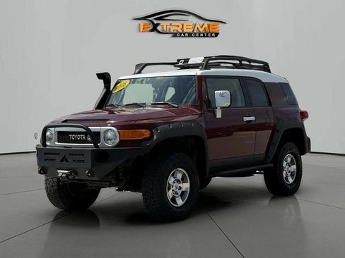 Used 2008 Toyota FJ Cruiser 4WD image 2