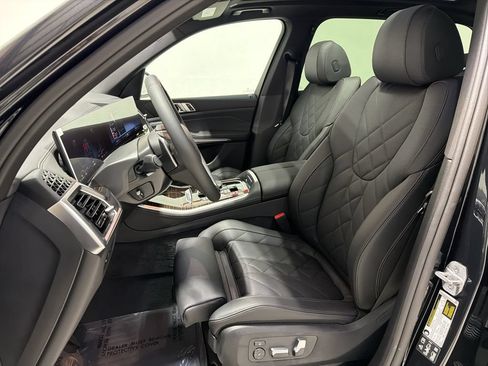 Used 2026 BMW X5 xDrive40i w/ Parking Assistance Package AWD/4WD image 9