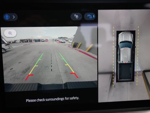 Used 2023 Ford F350 Lariat w/ Chrome Package image 24