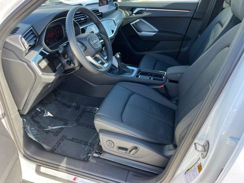 New 2025 Audi Q3 2.0T Premium image 9
