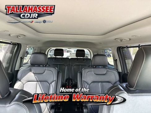 Used 2022 Jeep Grand Cherokee L Limited w/ Luxury Tech Group II AWD/4WD image 33