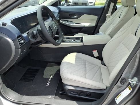 New 2026 Nissan Sentra SL FWD image 5