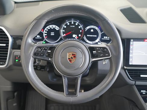 Used 2019 Porsche Cayenne S AWD/4WD image 12