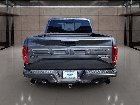 Used 2019 Ford F150 Raptor image 5